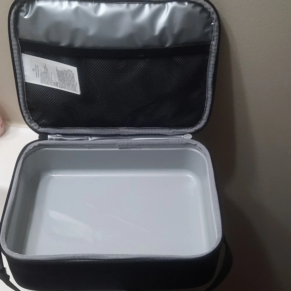 Largo Nike Signature Swoosh Logo All In Lunchbox - Picture 6 of 8
